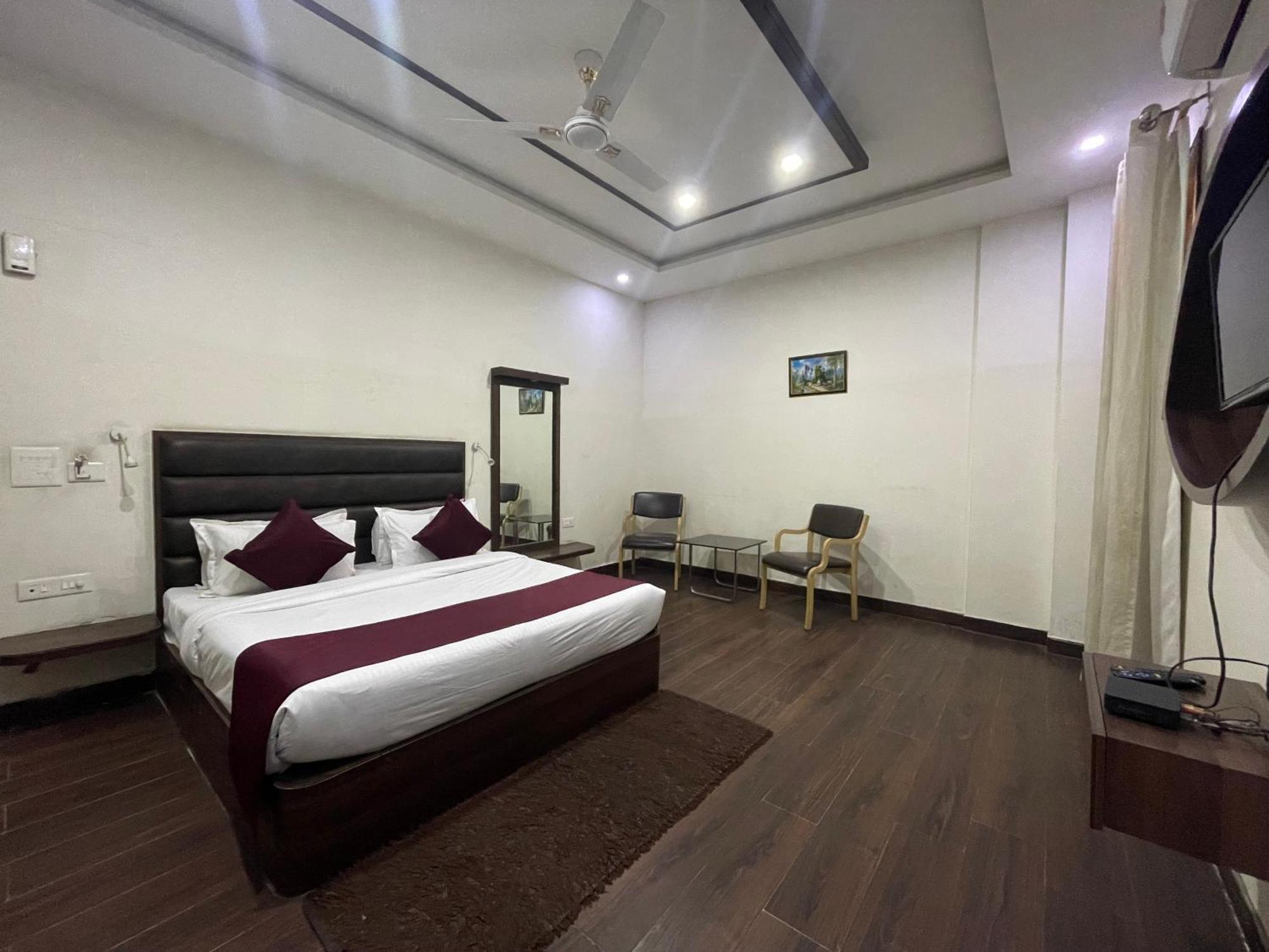 Hotel Opal Courtyard Agra  Exterior photo