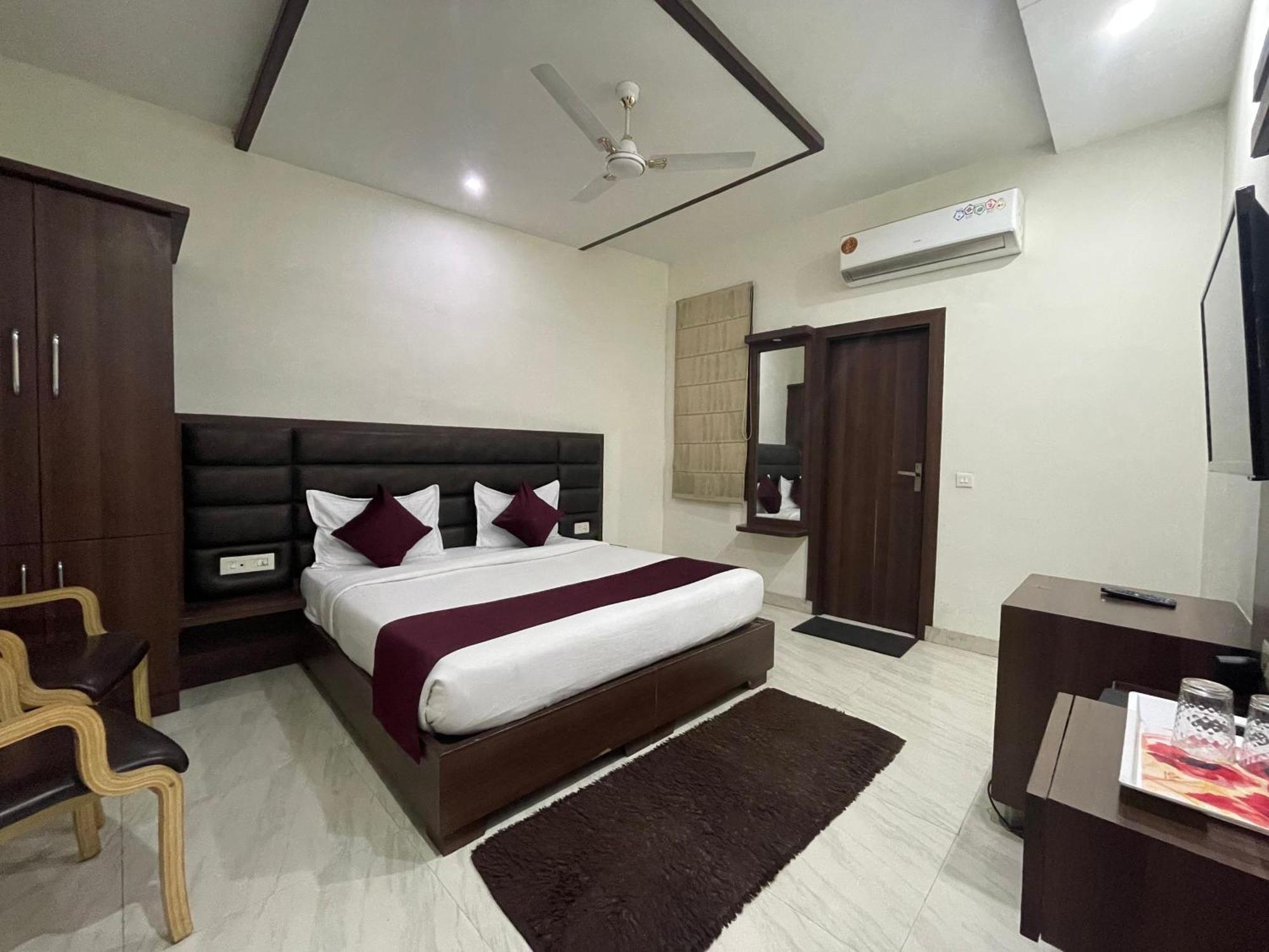 Hotel Opal Courtyard Agra  Exterior photo